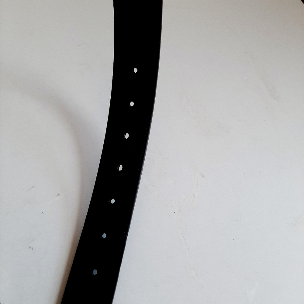 Perry Ellis Belt - Picture 3 of 5
